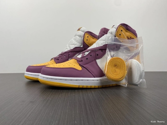 Kicked Out Shoe Store 1 High OG Brotherhood 555088-706 Air Jordan 0708